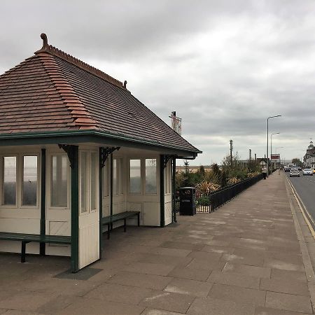 Lovely Sea Front House In Cleethorpes - Sleeps 6 Ngoại thất bức ảnh