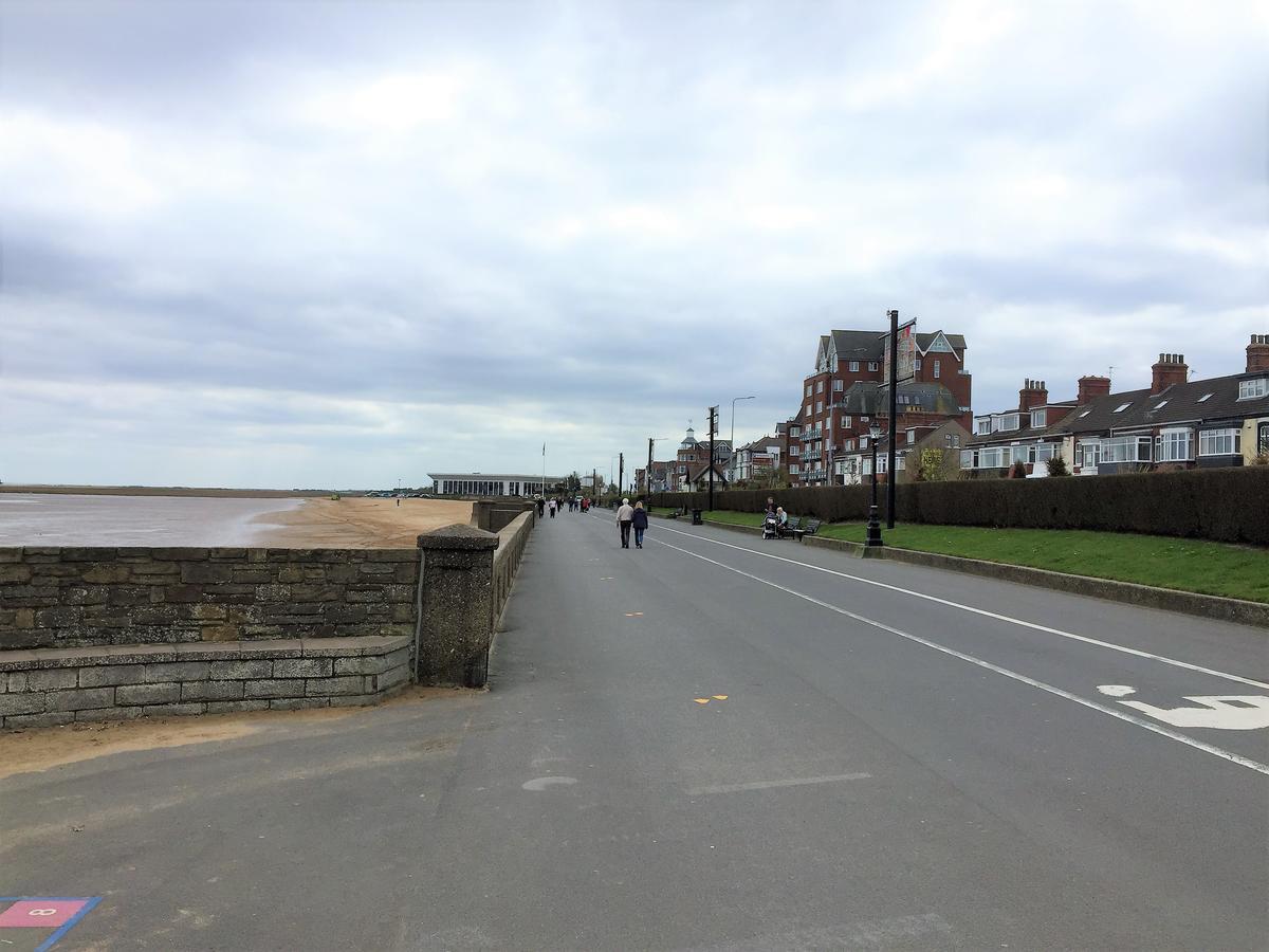 Lovely Sea Front House In Cleethorpes - Sleeps 6 Ngoại thất bức ảnh